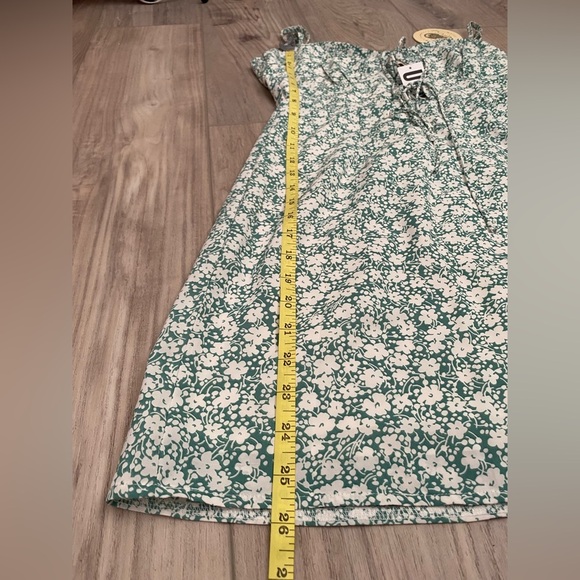 NEW Women‎ Kiss The Sky Lace-Up Mini Dress Green Floral Mini Dress size SMALL - Picture 13 of 13